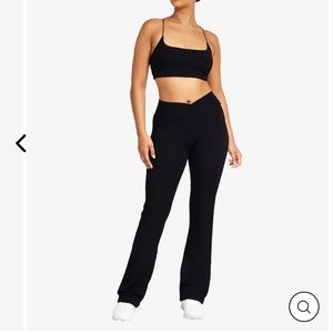 CSB black ruched yoga pant- brand new. Size Small!